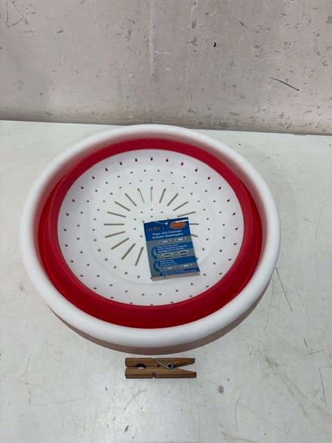 Colador de Silicona Plegable Grande Rojo y Blanco