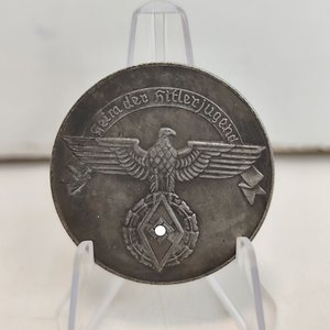 Lote anterior: Medalla Conmemorativa Juventudes Hitlerianas Segunda Guerra Mundial con Soporte