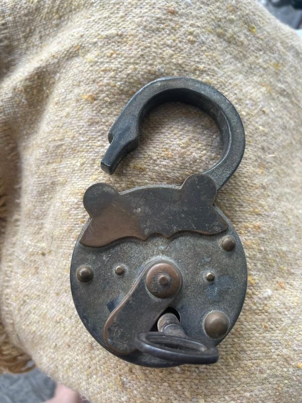 Item 880993 - Image 0