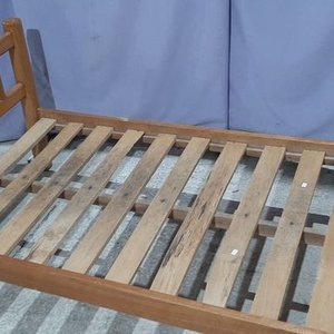 Cama de Madera para 1 Plaza - imagen 2