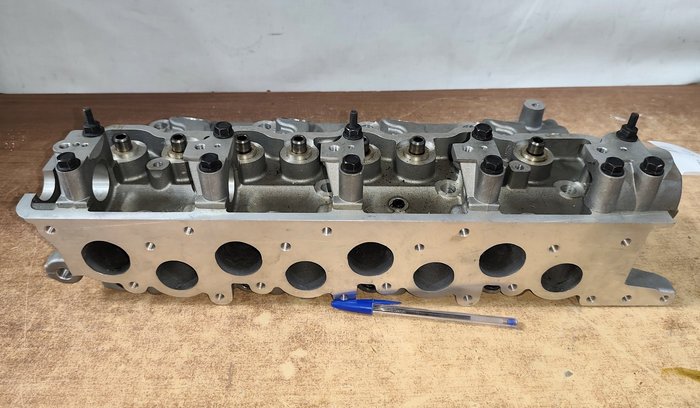 Item 16811 - Image 1