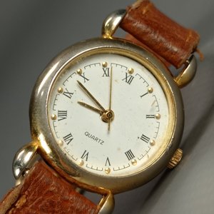 Reloj de Pulsera Quartz para Dama y Prendedor Guitarra Millefiori - imagen 3