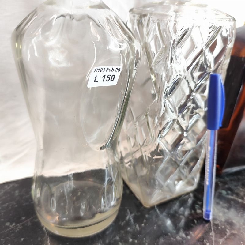 Botellas de whisky Ballantines en color ámbar con tapón de bronce y cadena - imagen 2
