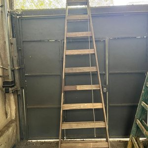 Lote anterior: Escalera Doble Hoja de Madera, 9 Escalones, 2.67 Metros