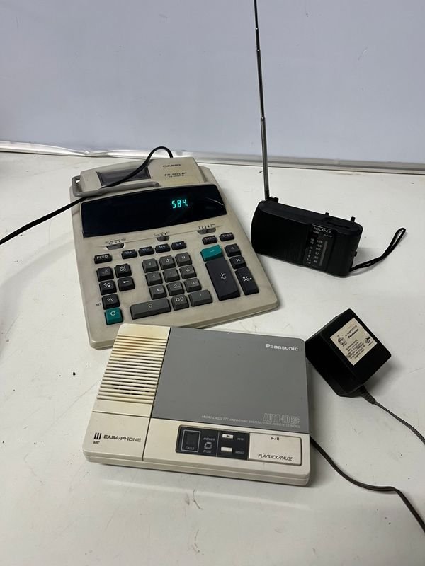 Calculadora Casio FR-2650DT, Radio Xion XI-RA10 y Contestador Panasonic