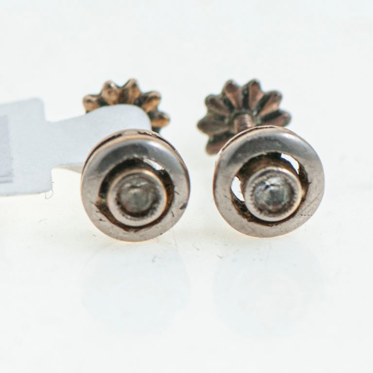 Item 2105396 - Image 0