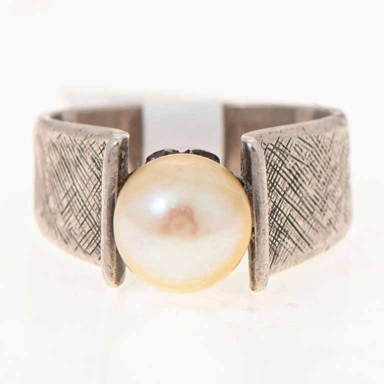 Item 2097047 - Image 0