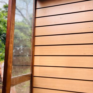 Vitrina Exhibidora de Madera con Iluminación - imagen 4