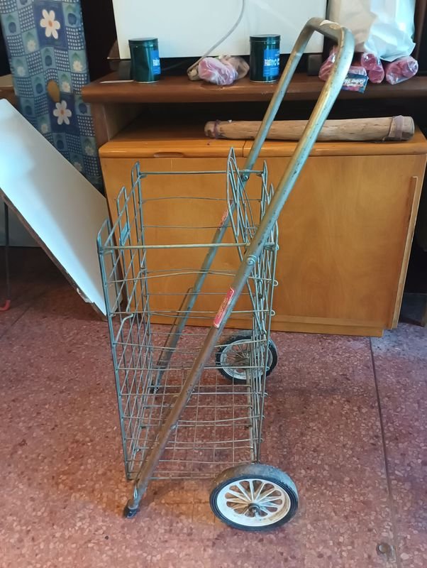 Carrito de compras plegable de metal: una solución práctica para tus necesidades - imagen 3