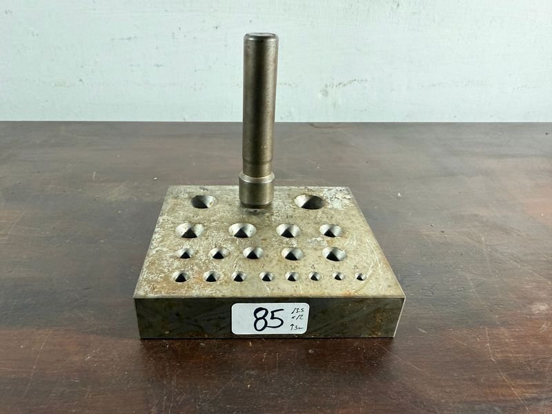 Item 848559 - Image 0