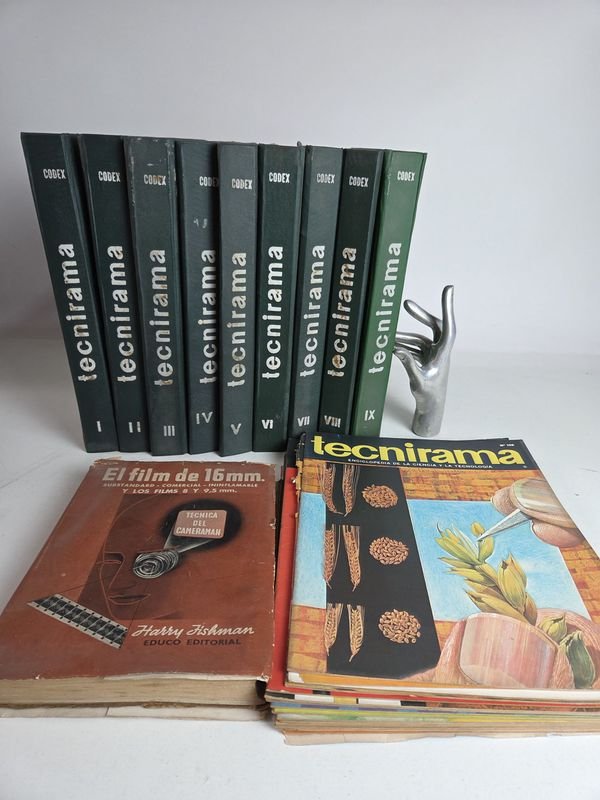 Lote anterior: Libros y película de 16 mm para la ciencia y la tecnología