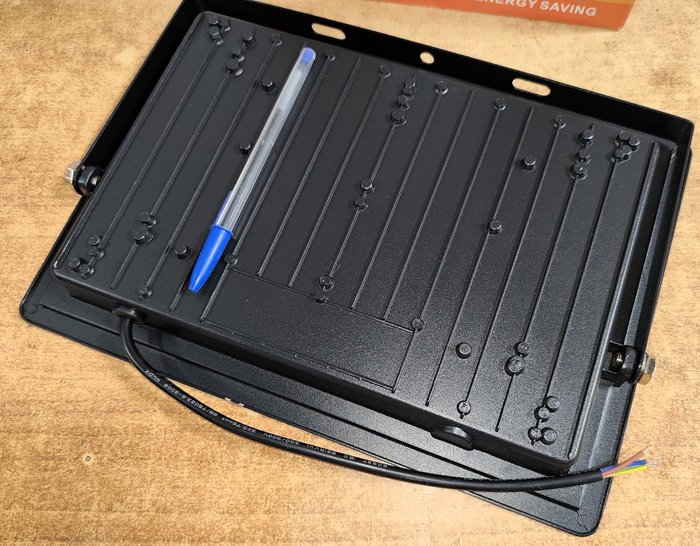 Foco LED para exterior de alta calidad - imagen 5