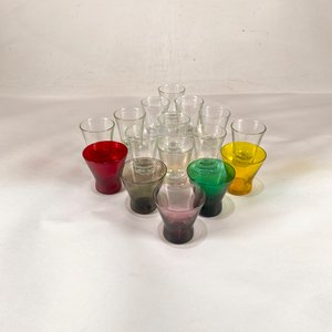 Lote de 16 Vasos para Shots de Vidrio Hialino de Colores Variados - imagen 1