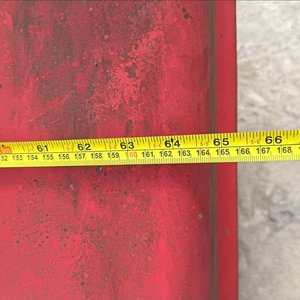 Tráiler Remolque de Un Eje con Rampa de un solo eje de estructura robusta fabricado en acero, ideal para el traslado de vehículos ligeros, maquinaria pequeña, motocicletas o cuatriciclos. Cuenta con una plataforma de carga de chapa antideslizante y rampas traseras abatibles - Con Documentación - imagen 9