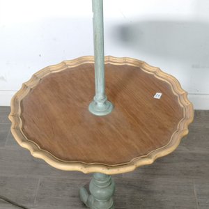 Lámpara de Sala con Mesa Auxiliar Estilo Sheraton Patinada - imagen 5
