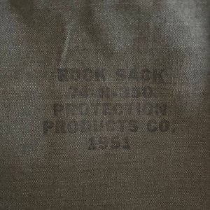 Mochila Militar "Rock Sack" de 1951 en Impecable Estado - imagen 4