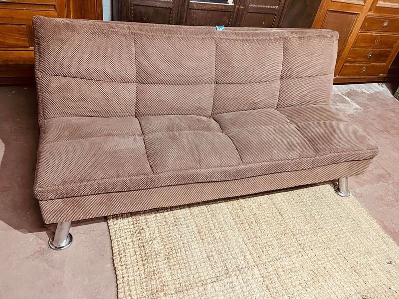 Item 846912 - Image 0