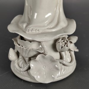 Figura Blanc de Chine en Porcelana Sellada - 31cm - imagen 4