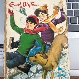 Lote anterior: Libro "Los cinco en peligro" de Enid Blyton