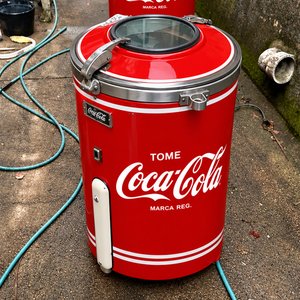Lote anterior: Lavadoras Antiguas Coca-Cola, Pepsi-Cola, Budweiser y Heineken para Reciclar