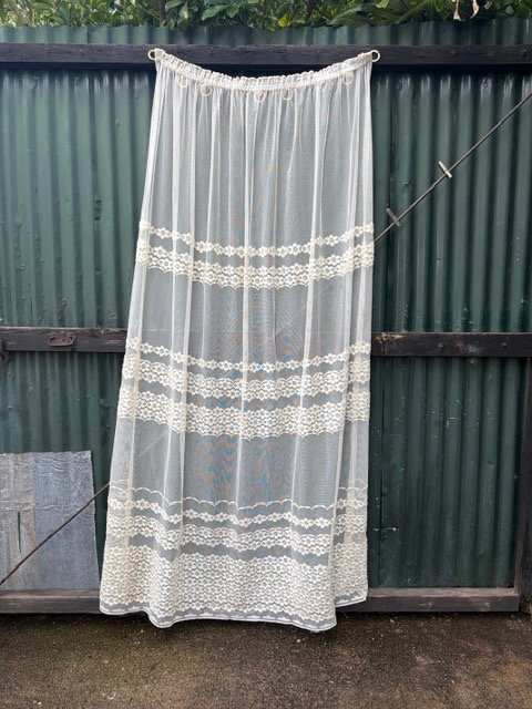 Cortina de Voile Blanca con Encaje