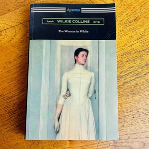 Lote de Libros de Misterio: "The Woman in White" de Wilkie Collins y "The Murder of Roger Ackroyd" de Agatha Christie - imagen 3