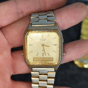 Lote de Tres Relojes Varios: Milus, Casio y Rolex - imagen 5