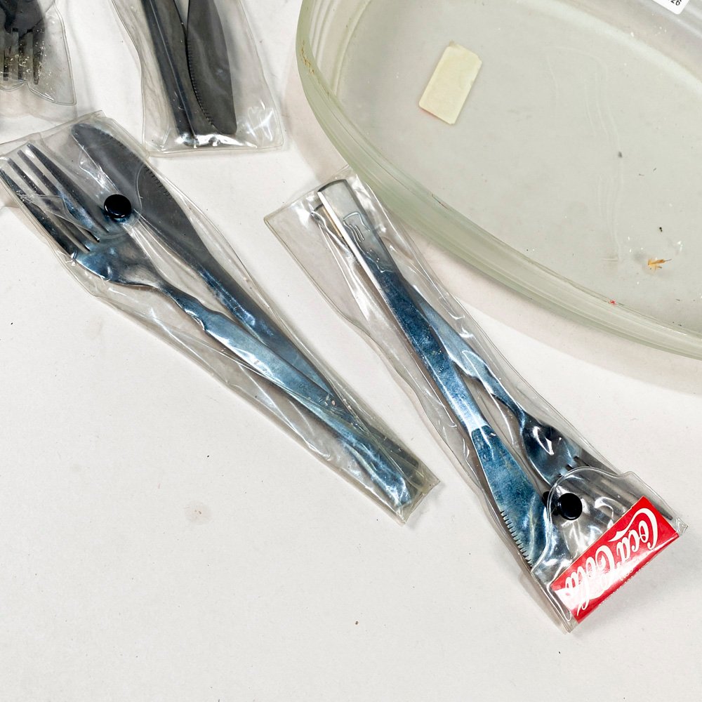 Cubiertos y fuentes de Coca Cola - imagen 3