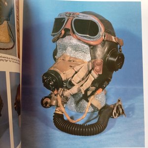 Libro "Gear Up! Flight Clothing & Equipment of USAAF Airmen in World War II" en tapa dura - imagen 7