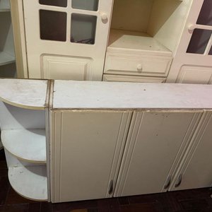 Mueble Aéreo de Cocina Blanco con Estantes Abiertos y Módulos Cerrados - imagen 1