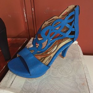 8080  9- lote de calzado nuevo, alguno puede tener detalle, ver talle y detalles en fotos - imagen 2