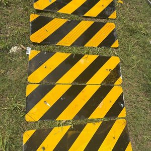 Lote de 4 Carteles de Franjas de Seguridad Amarillas y Negras - imagen 4