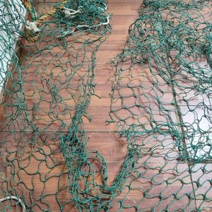 Red de Pesca Artesanal Verde con Aros y Cuerda Perimetral - 4.30x2.80mts - imagen 3