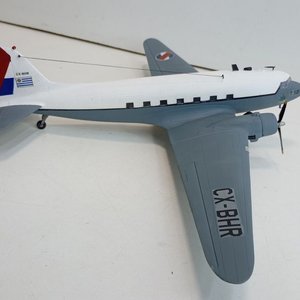 Modelo Avión C47 Douglas DC-3 Fuerza Aérea Uruguaya Escala 1/72 - imagen 2