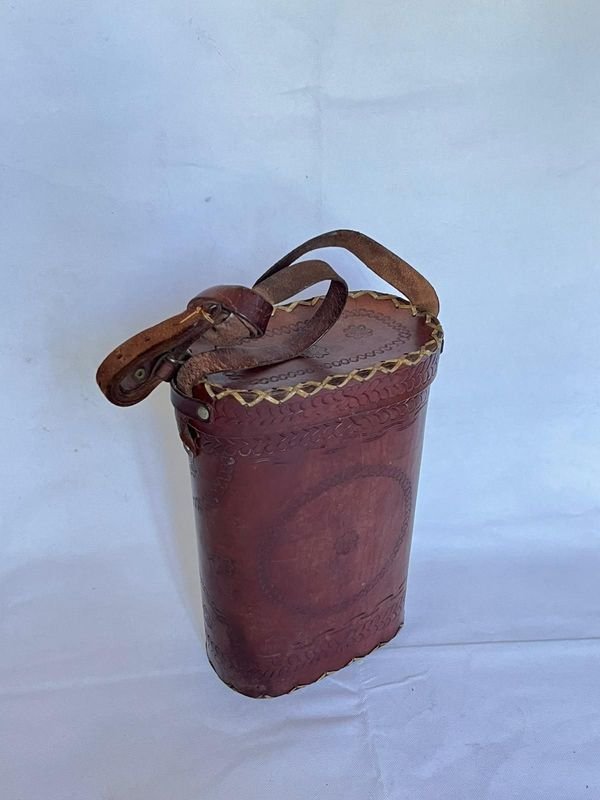 Mochila de cuero en excelente condición - imagen 3