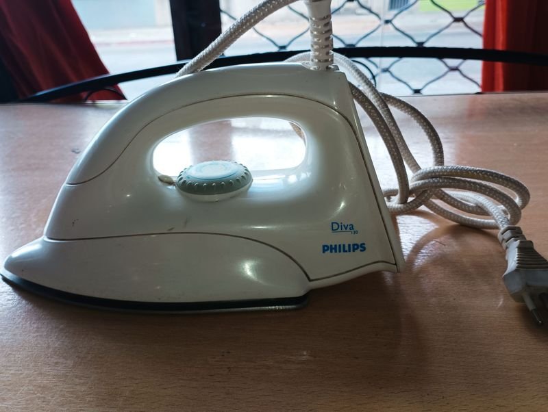 Plancha Philips DIVA - Electrodomésticos - imagen 2