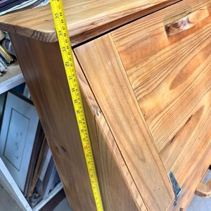 Mueble de Madera Rústico con Puerta Abatible y Cajón - imagen 9