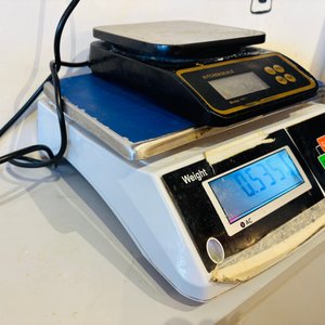 Lote #026 – Dos balanzas digitales - imagen 2