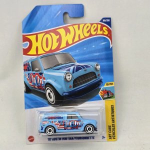 Lote siguiente: Hot Wheels Austin Mini Van '67 Art Cars 10/10