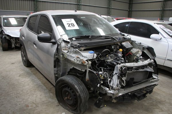 Renault Kwid 2020 Gris Plata - Vehículo para repuestos o desarme - imagen 1