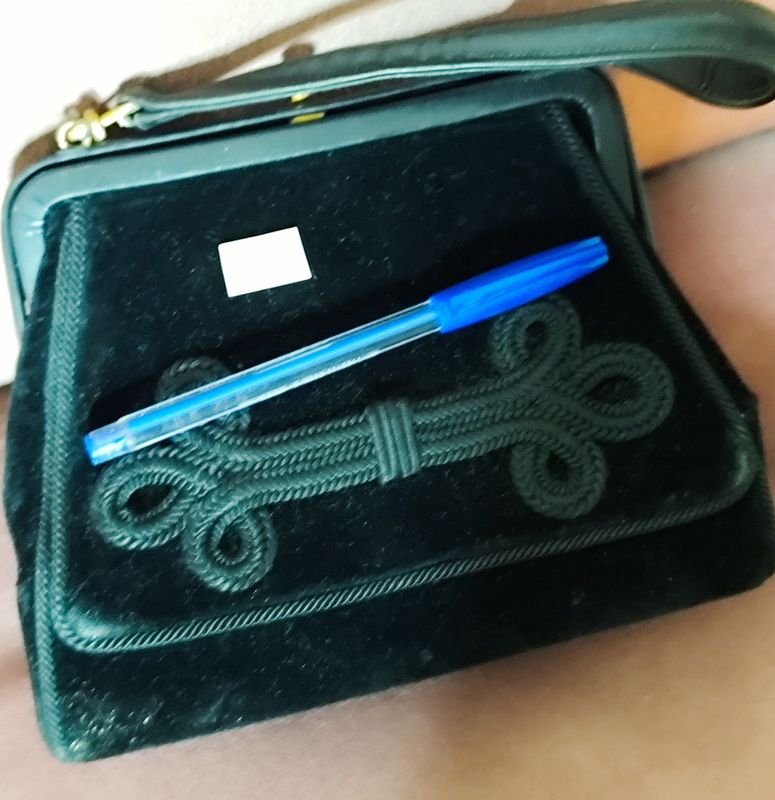 Item 880327 - Image 0