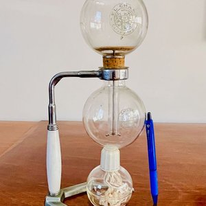 Cafetera Vintage de Bola "El Chaltén" - Estilo Sifón - imagen 1