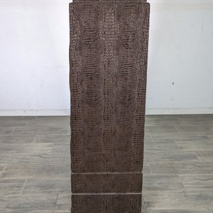Pedestal Tapizado Imitación Reptil con Tapa de Mármol - imagen 2