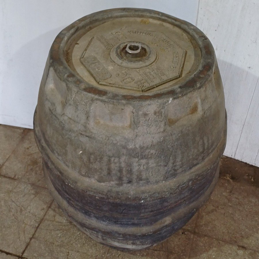 Antiguo barril de cerveza Norteña para decoración - imagen 5