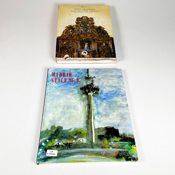 Lote siguiente: Dos libros sobre Madrid y Arte Quiteño