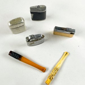 Seis Piezas: Encendedores y Boquillas para Cigarrillos Vintage - imagen 2