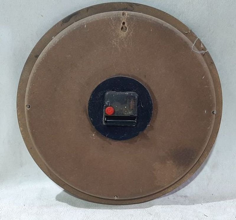 Reloj de pared de madera con reloj de pared y cubierta protectora - imagen 3