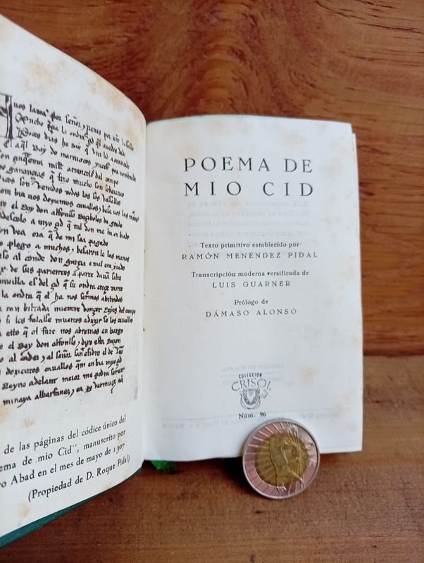 Libro "Poema de Mio Cid" - Edición Crisol Aguilar (1946)
