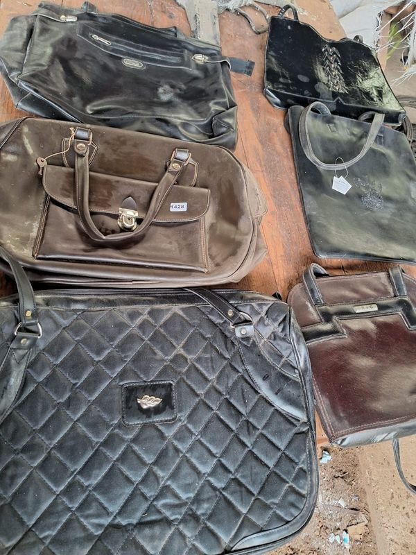 Lotes de carteras de cuero en venta - imagen 7