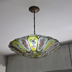 Lote siguiente: Lámpara de Techo Artesanal en Vidrio Multicolor